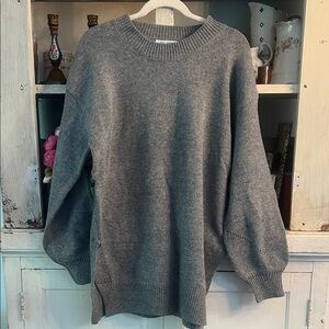 Gray Women’s Oversized Sweater Size Small Brand New !!!